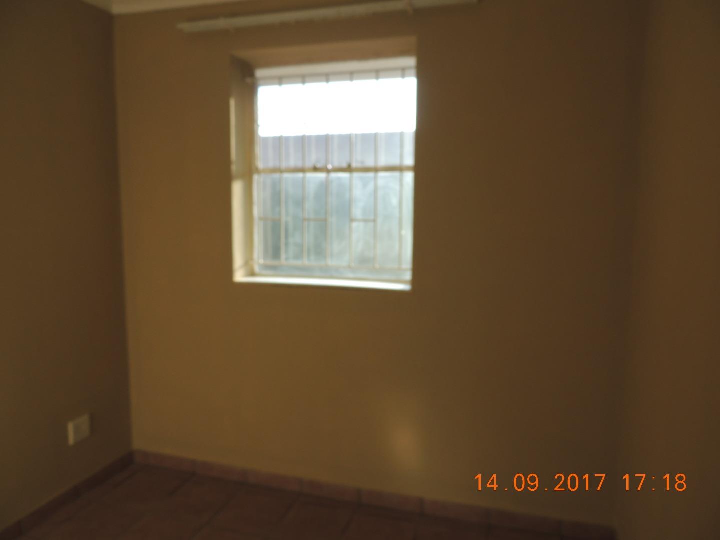 290908125.jpg