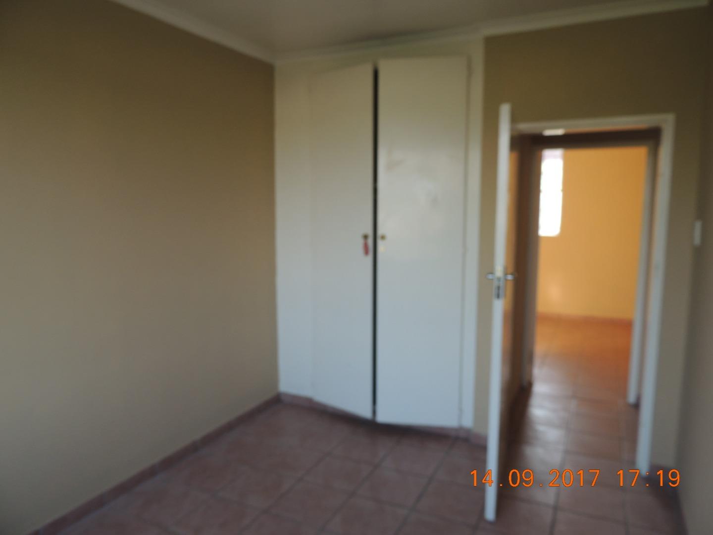 290908127.jpg