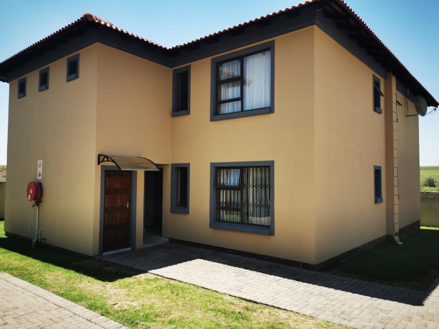 2 Bedroom Duplex for Sale - Mpumalanga