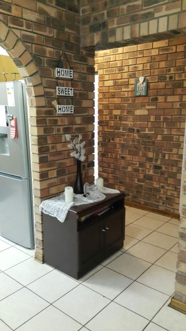 2 Bedroom Flat for Sale - Mpumalanga