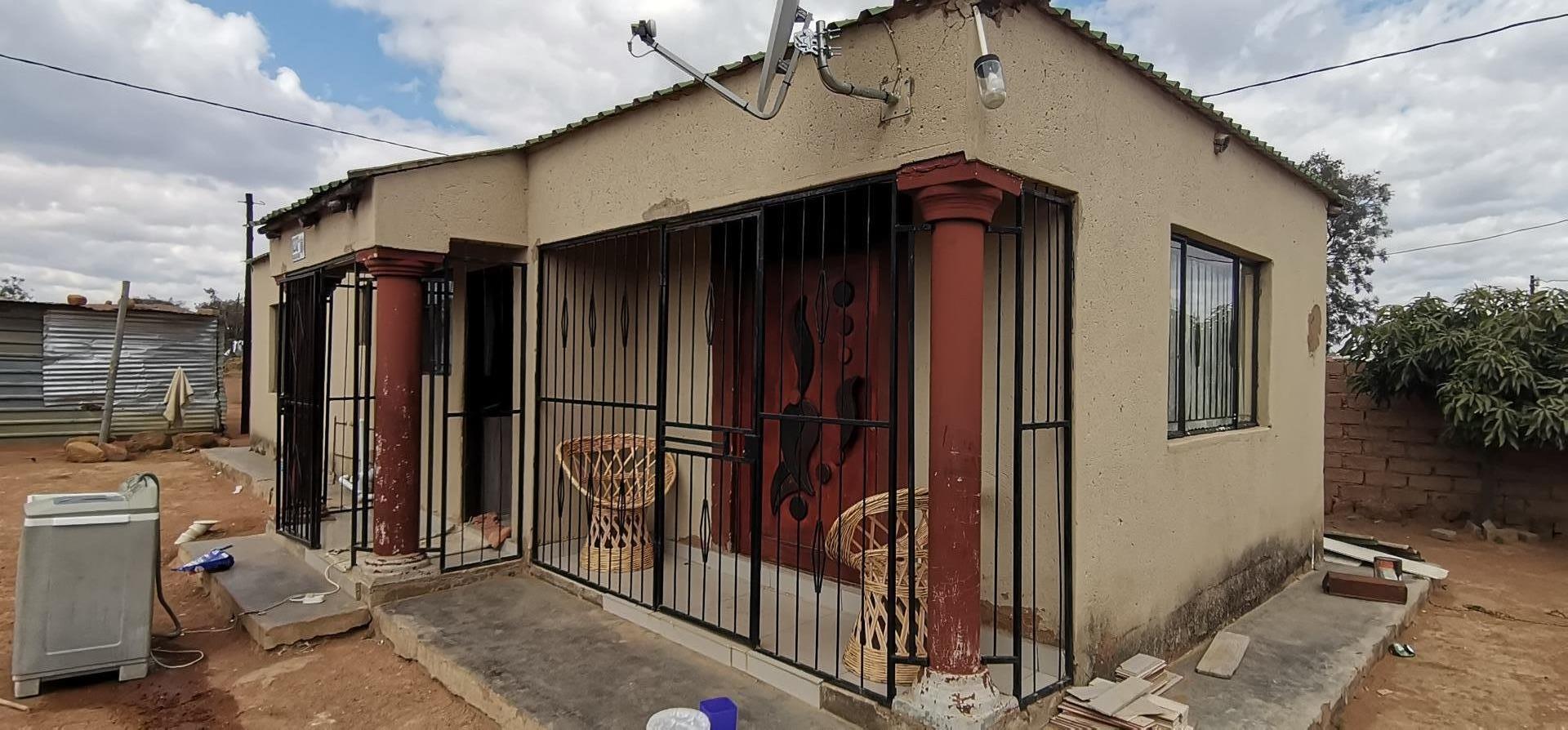 3 Bedroom House for Sale - North West