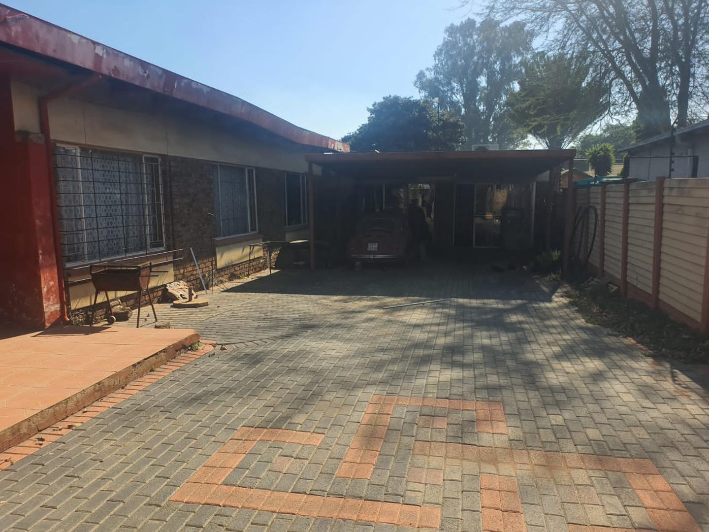 4 Bedroom House for Sale - Gauteng