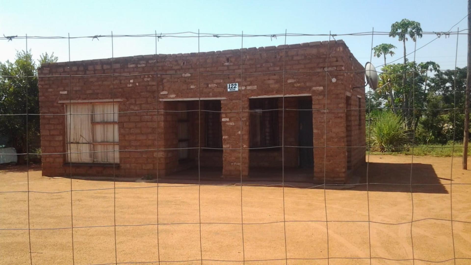 3 Bedroom House for Sale - North West