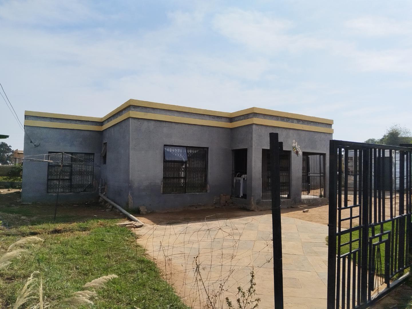 4 Bedroom House for Sale - North West