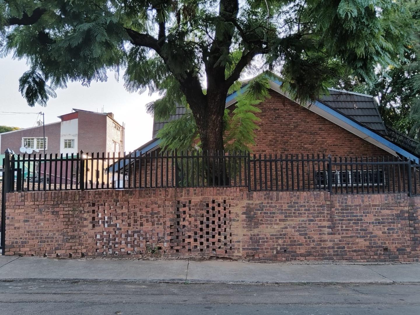 2 Bedroom Apartment for Sale - Gauteng