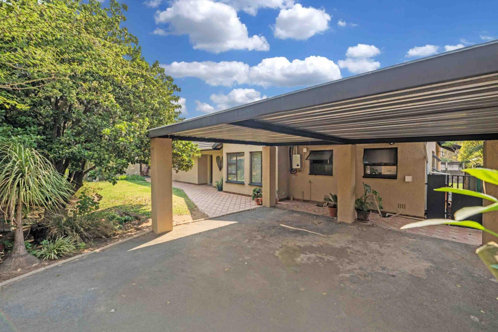 4 Bedroom House for Sale - Gauteng