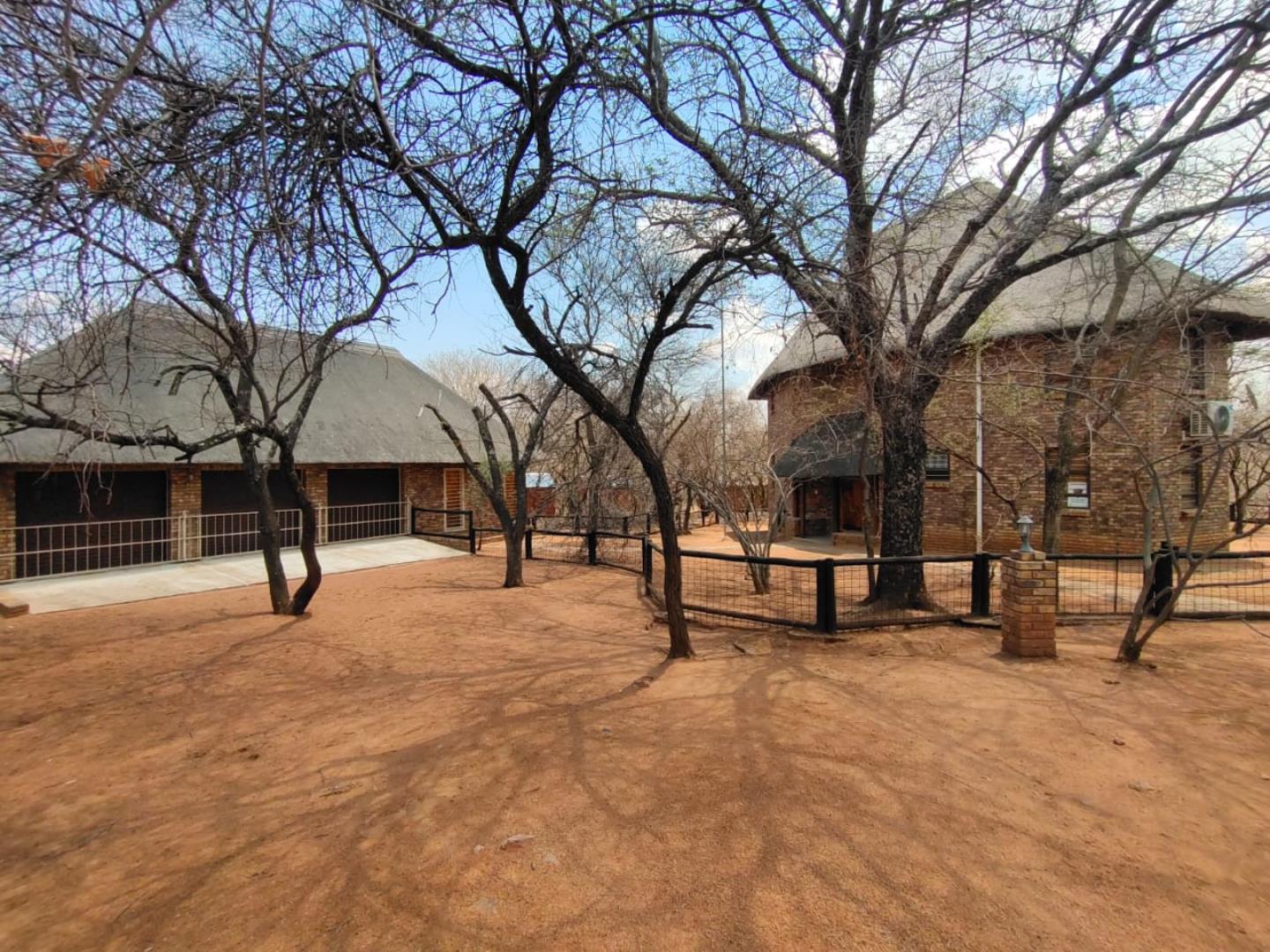 3 Bedroom House + Cottage/Flat for Sale - Limpopo