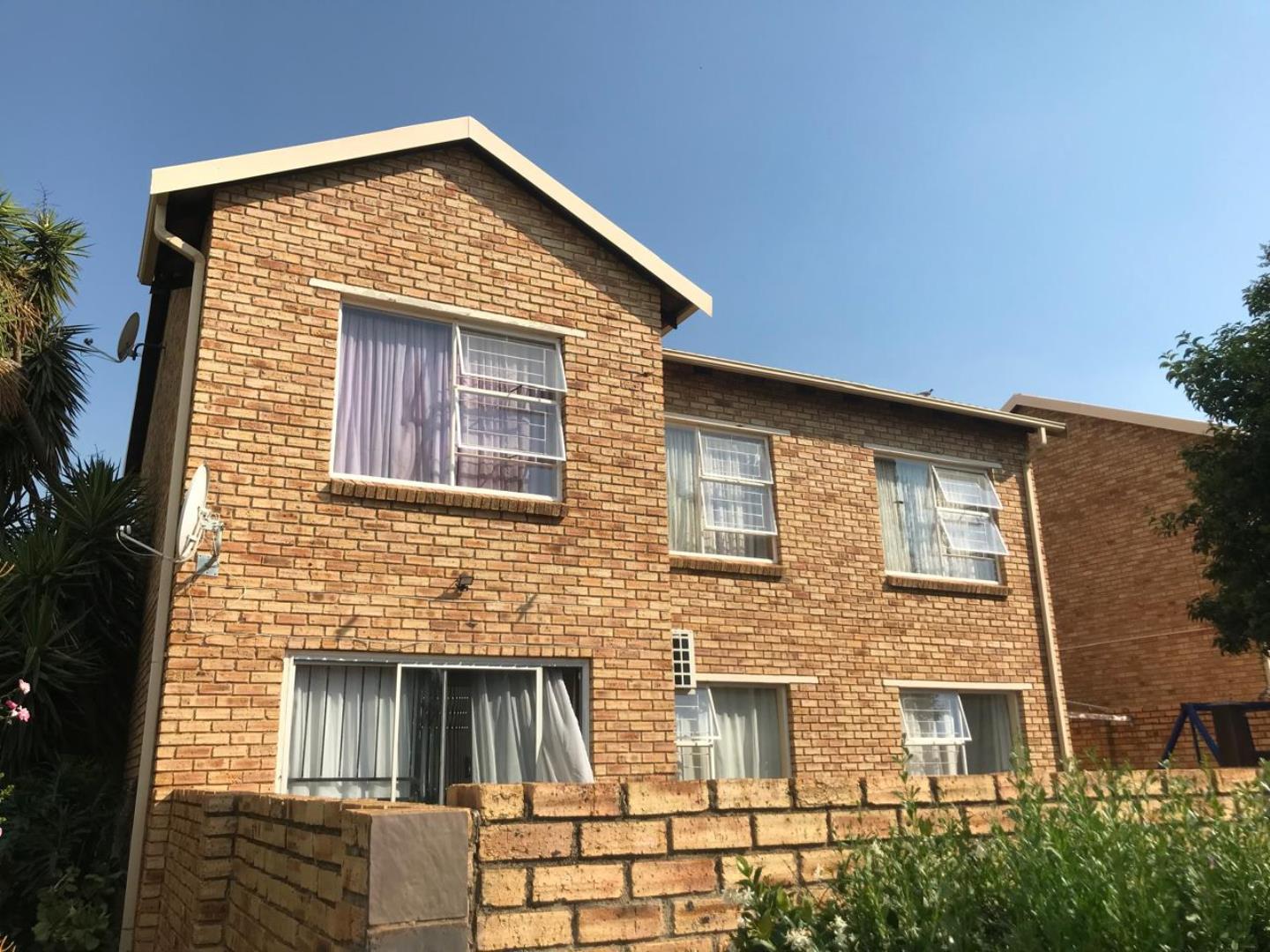 3 Bedroom Duplex for Sale - Gauteng