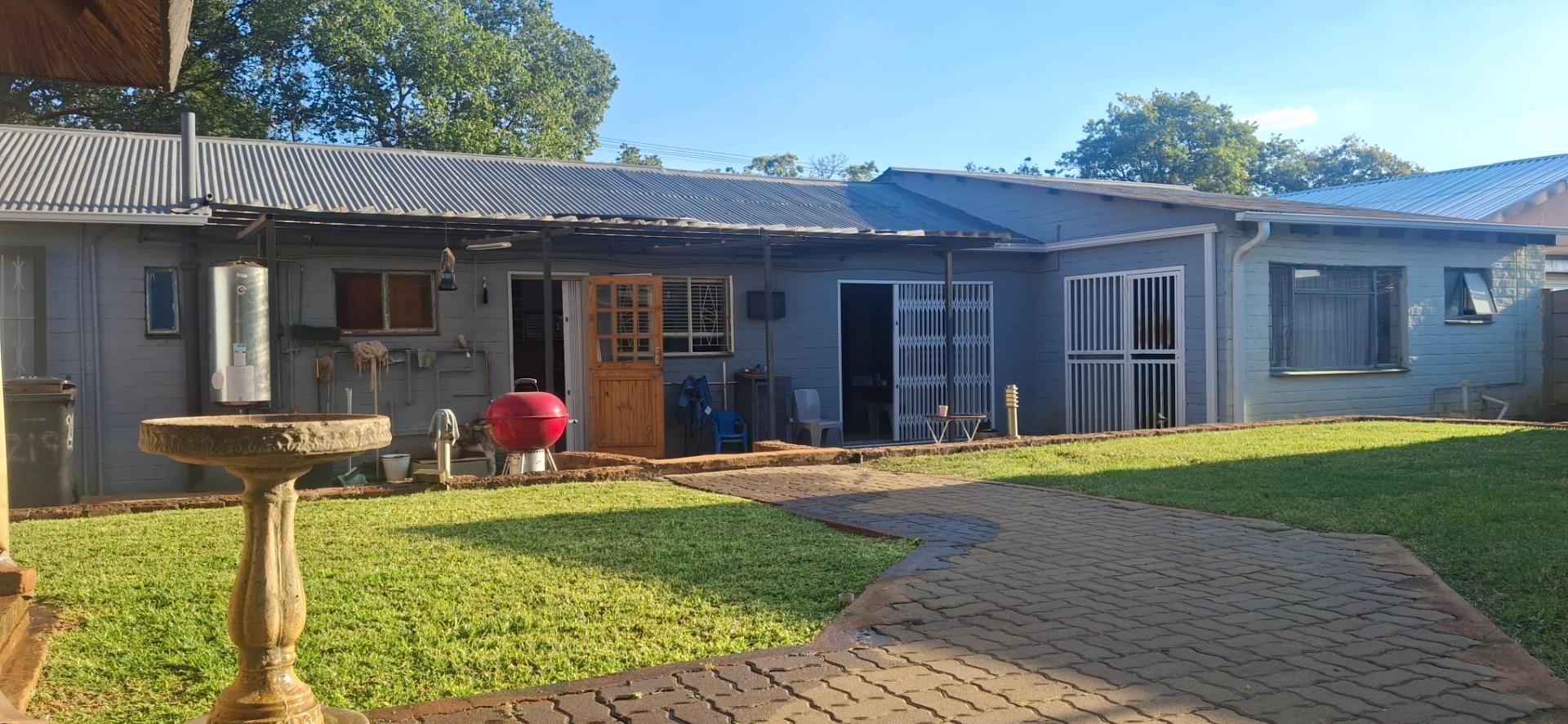 4 Bedroom House for Sale - Gauteng