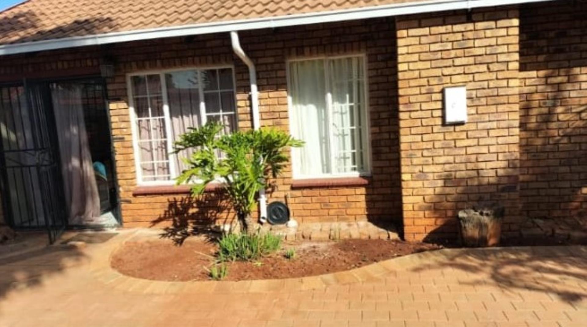3 Bedroom Apartment for Sale - Gauteng