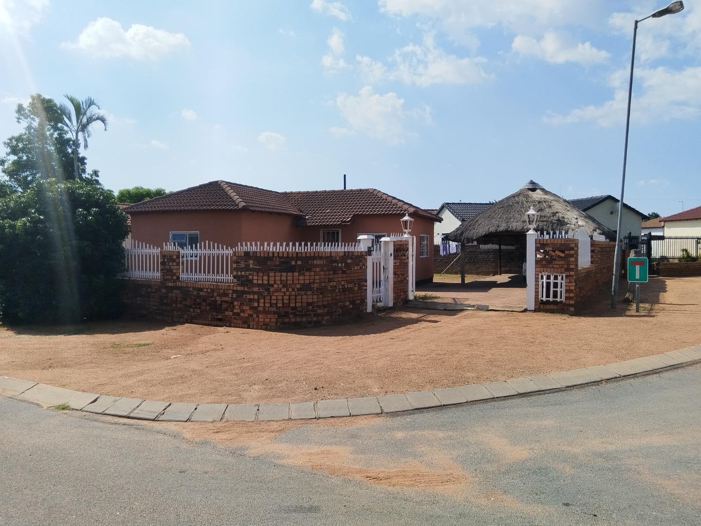 2 Bedroom House for Sale - Gauteng