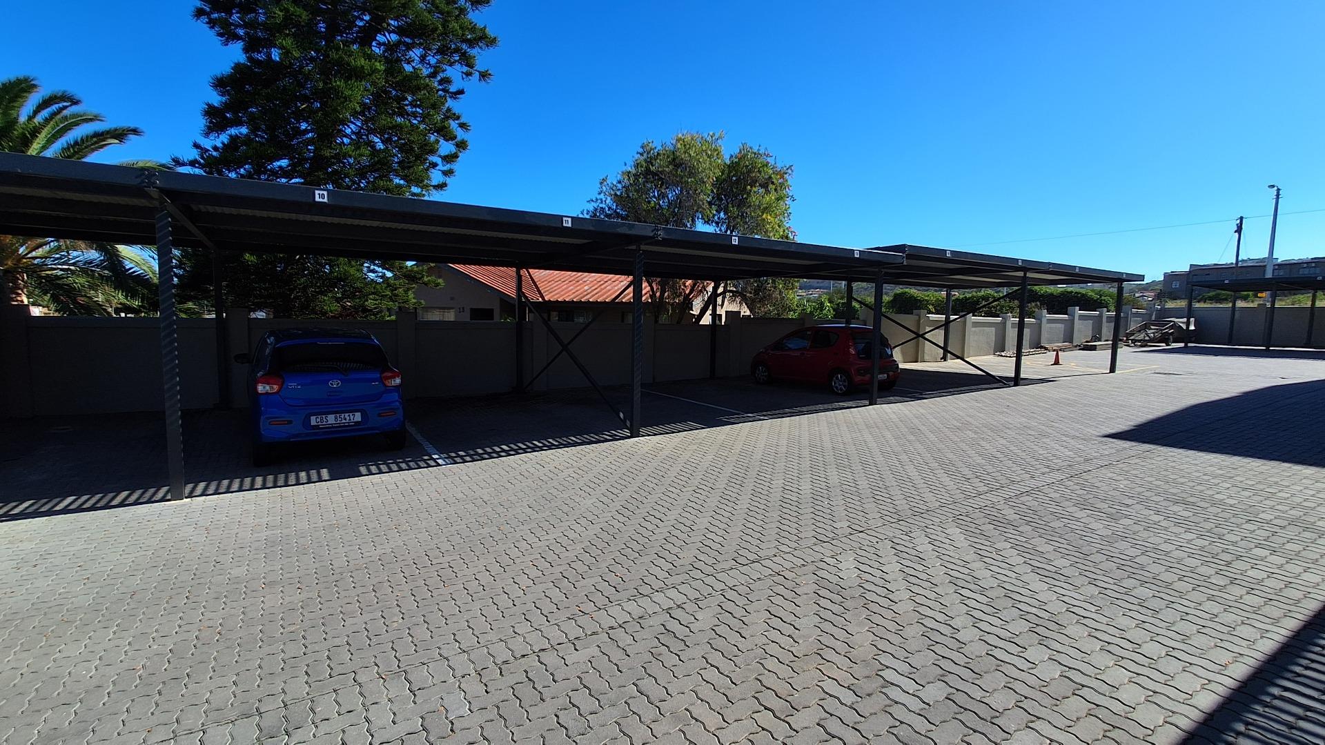 739701_0000.jpg