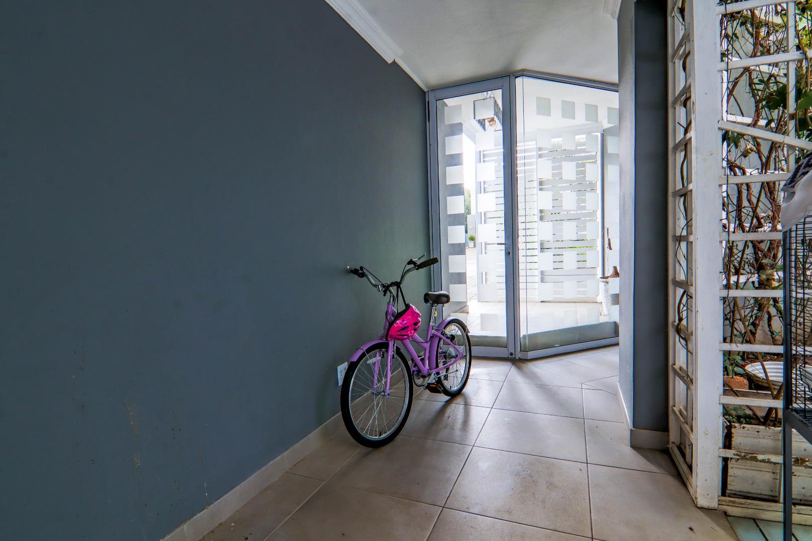 739893_IMG_2987-HDR.jpg