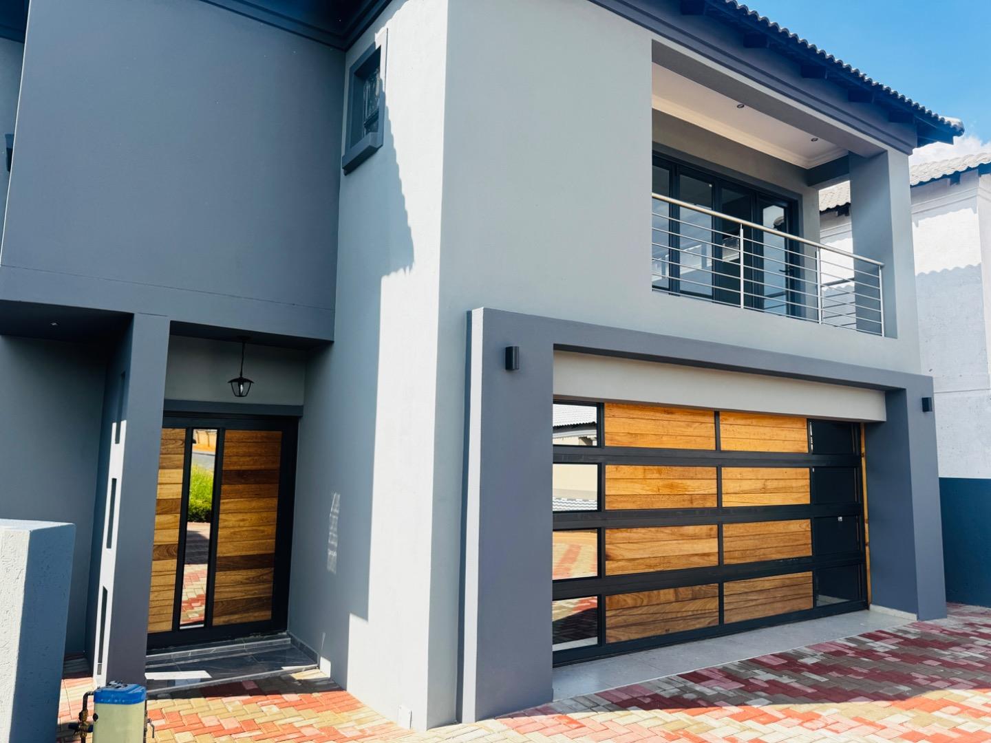 4 Bedroom House for Sale - Gauteng