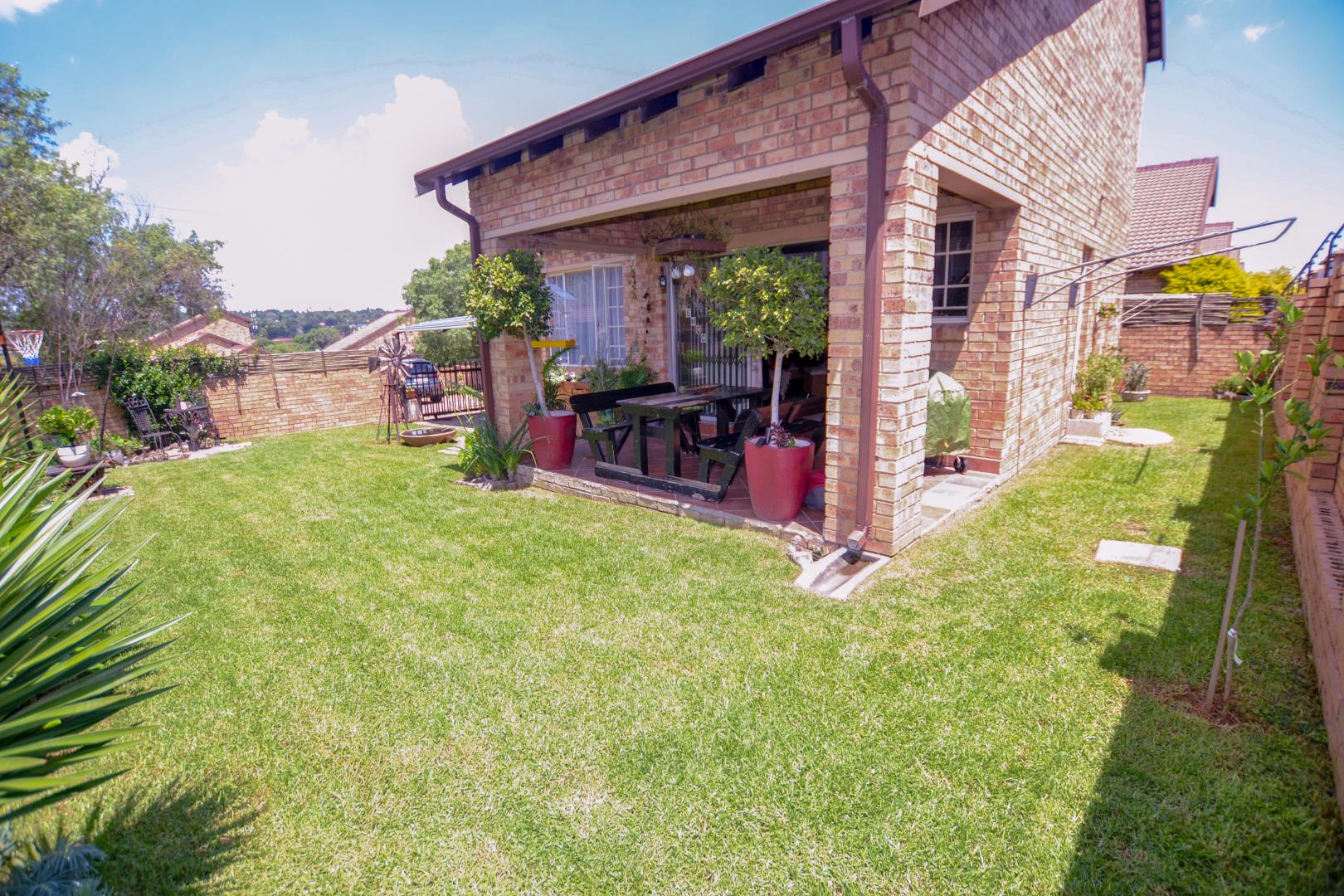 740415_35_edited.jpg