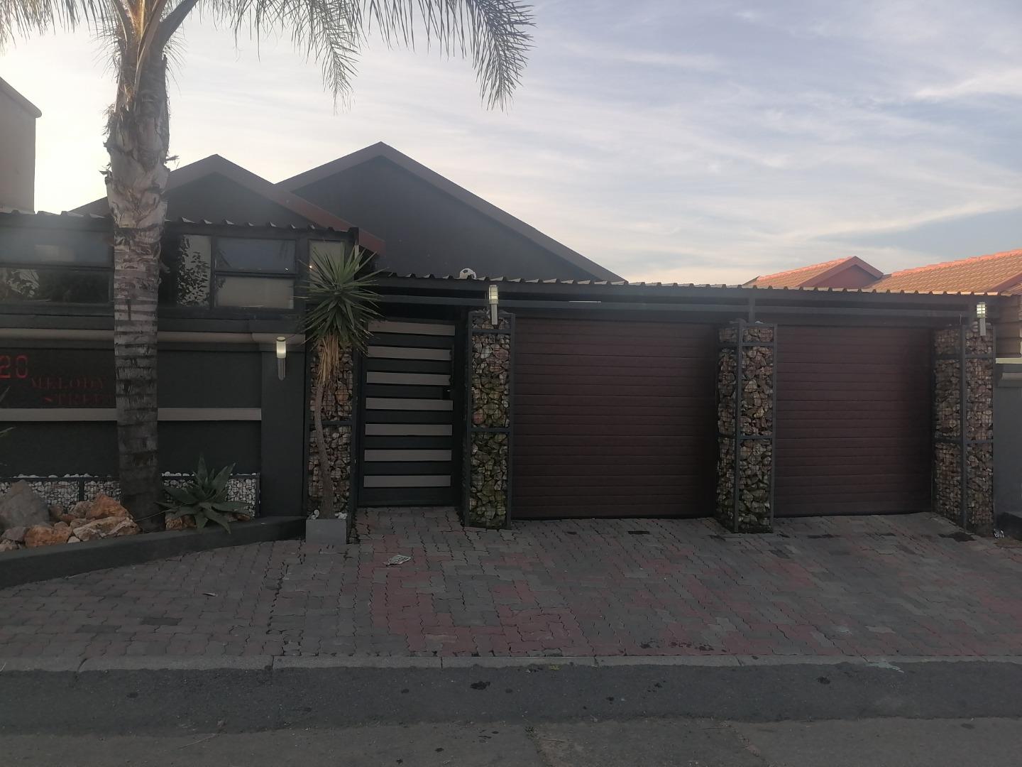 4 Bedroom House for Sale - Gauteng