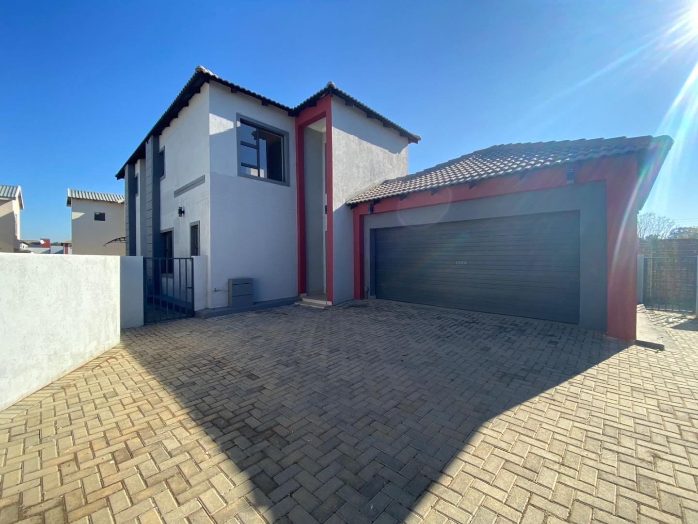 4 Bedroom  House for Sale in Pretoria - Gauteng