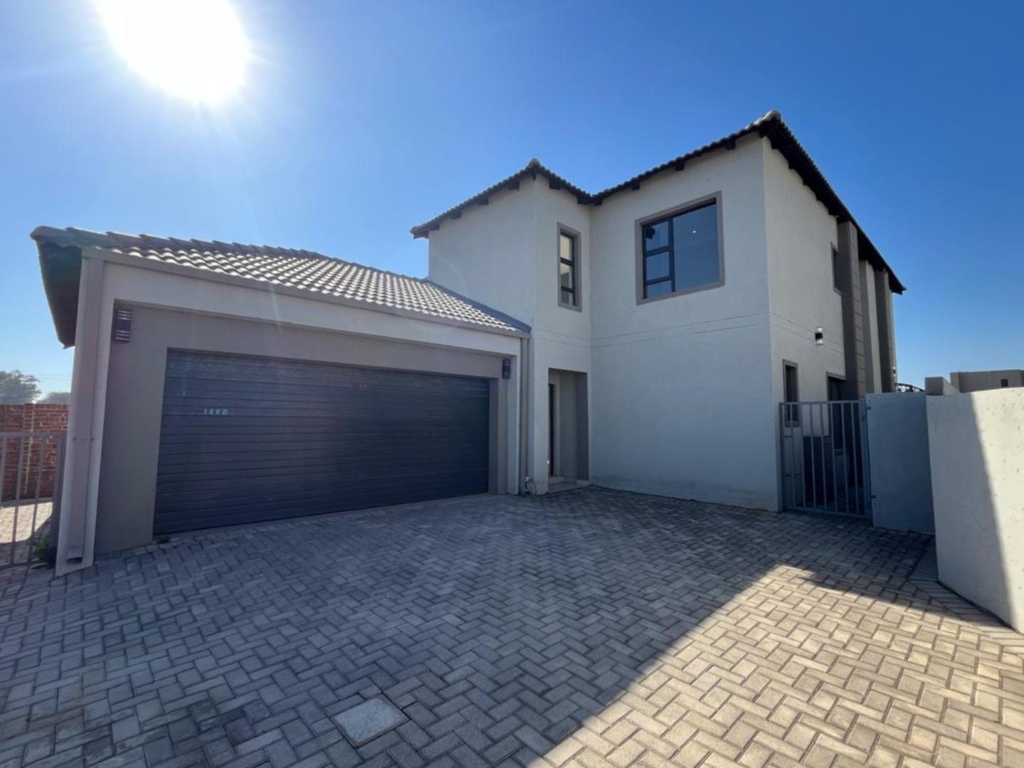 4 Bedroom  House for Sale in Pretoria - Gauteng