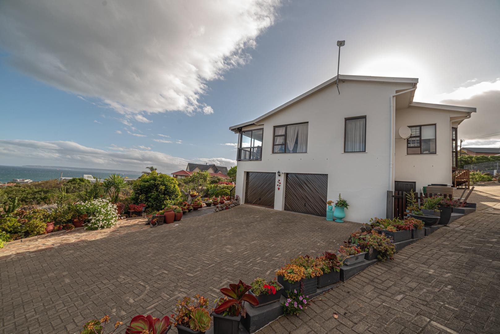 4 Bedroom House for Sale - Western Cape