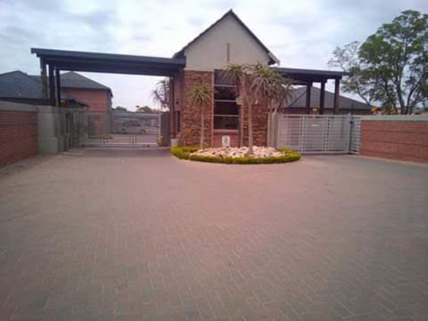 2 Bedroom Apartment for Sale - Gauteng