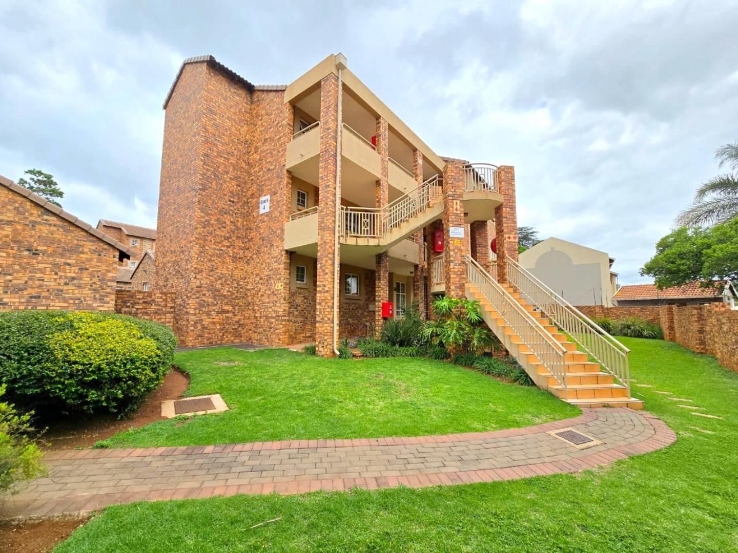2 Bedroom  Apartment for Sale in Centurion - Gauteng