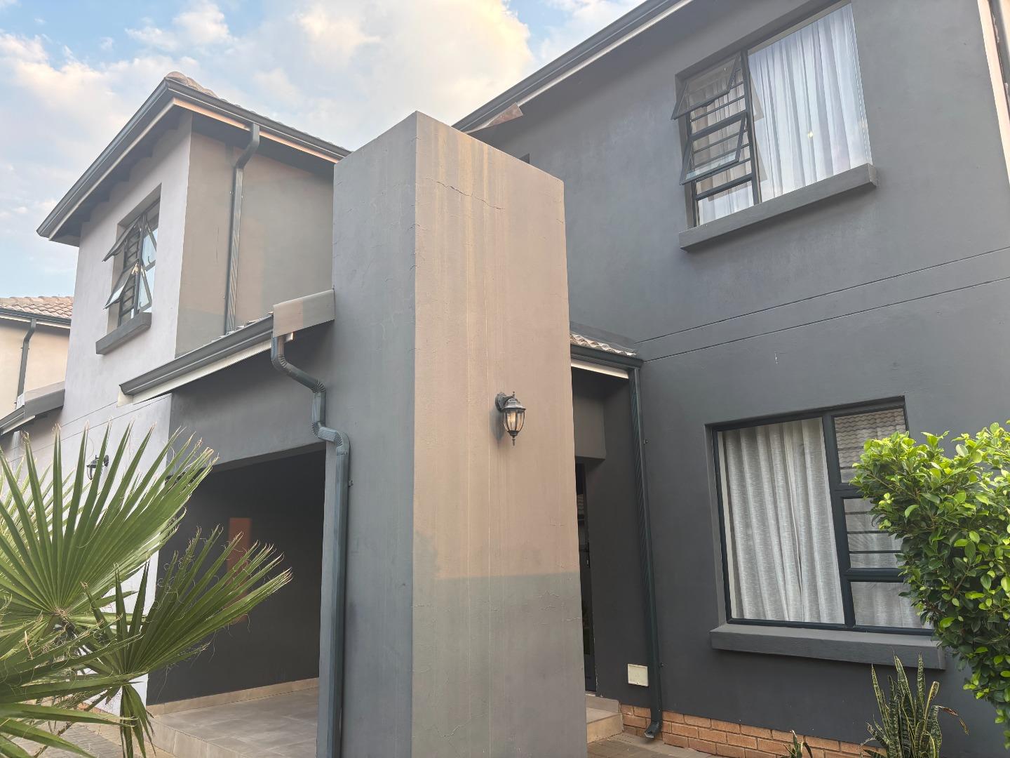 3 Bedroom Townhouse for Sale - Gauteng
